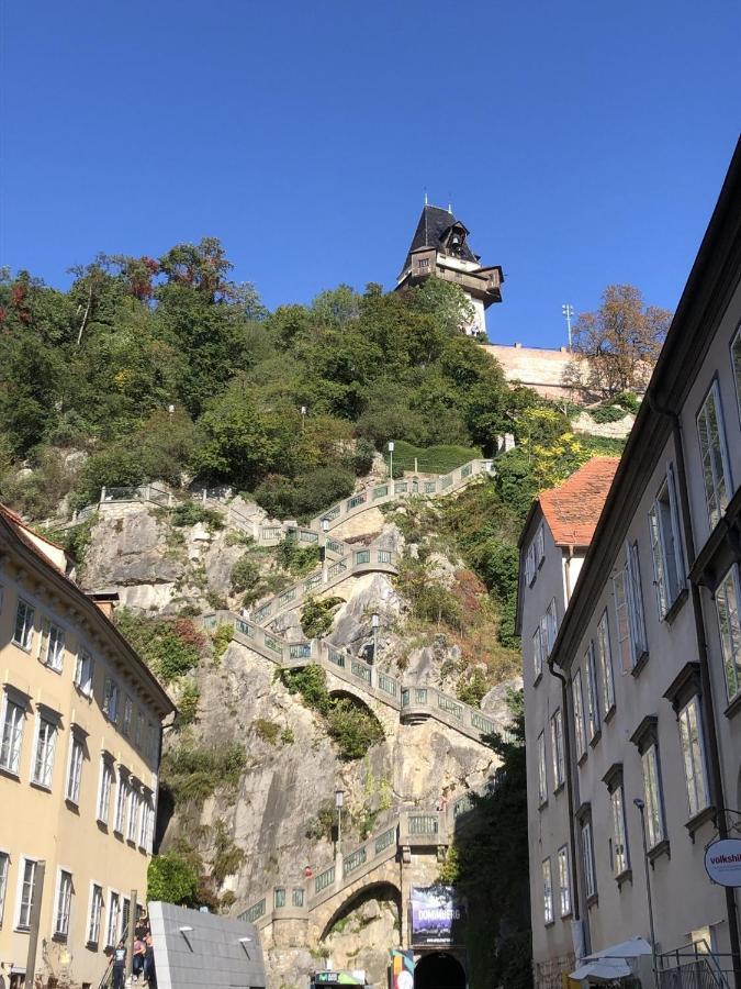 Komfortables Appartement/Garconniere In Graz Fuer Urlaub Und Geschaeftsreisen ภายนอก รูปภาพ